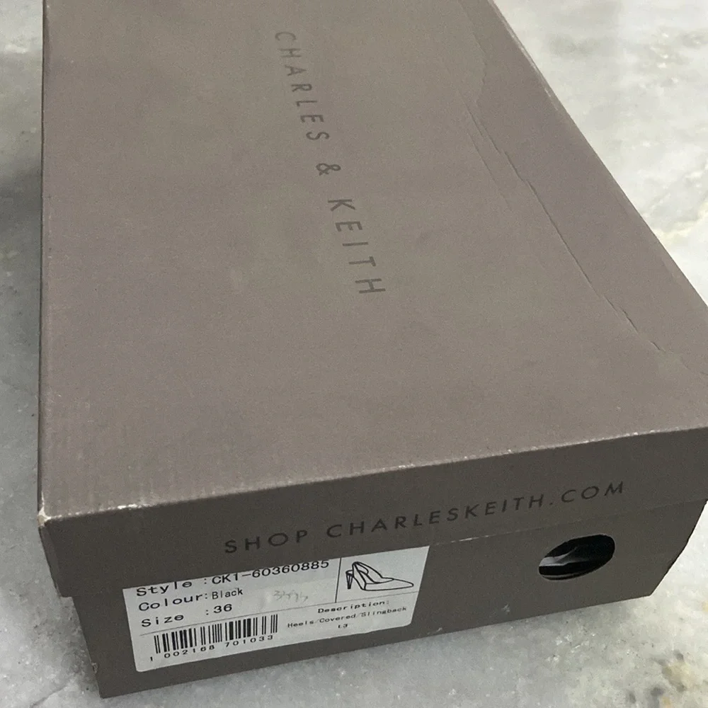 Charles n Keith heels - Picture 5 of 6
